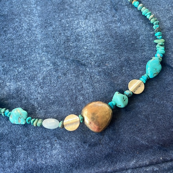 Turquoise necklace - Picture 2 of 3